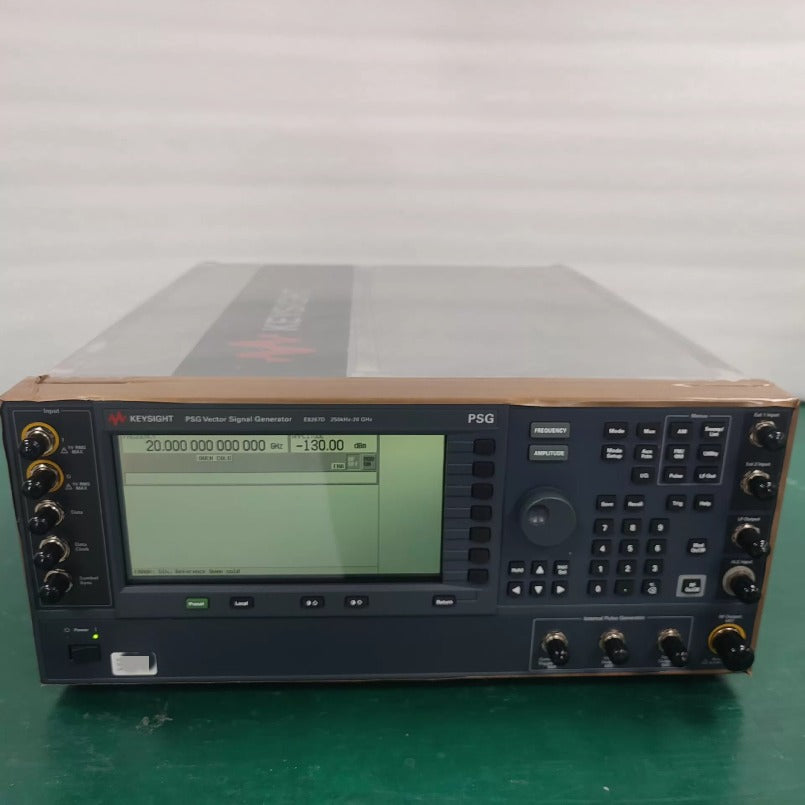 Keysight E8267D PSG Vector signal Generator 44 GHz (Agilent E8267D) Price Negotiable