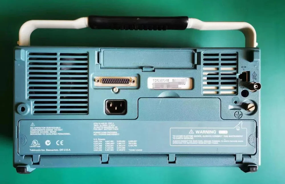 Tektronix TDS3044B High-Performance 400MHz 4-Channel Digital Oscilloscope 5GS Bandwidth 100 MSa/s Sample Rate 16-Bit Resolution