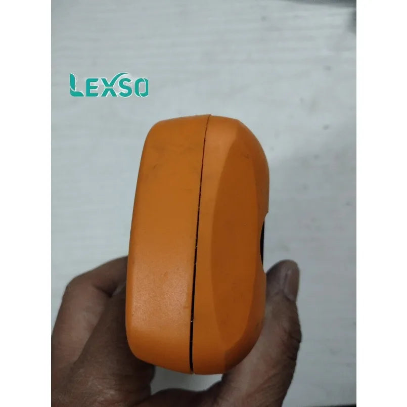 agilent / Keysight U1732C Handheld LCR Meter, 100Hz/120Hz/1kHz/10kHz    lexso