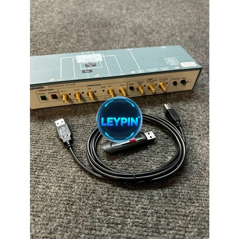 Tektronix BSASWITCH Instrument Switch w/ USB Cable & Flash Drive    ytdi
