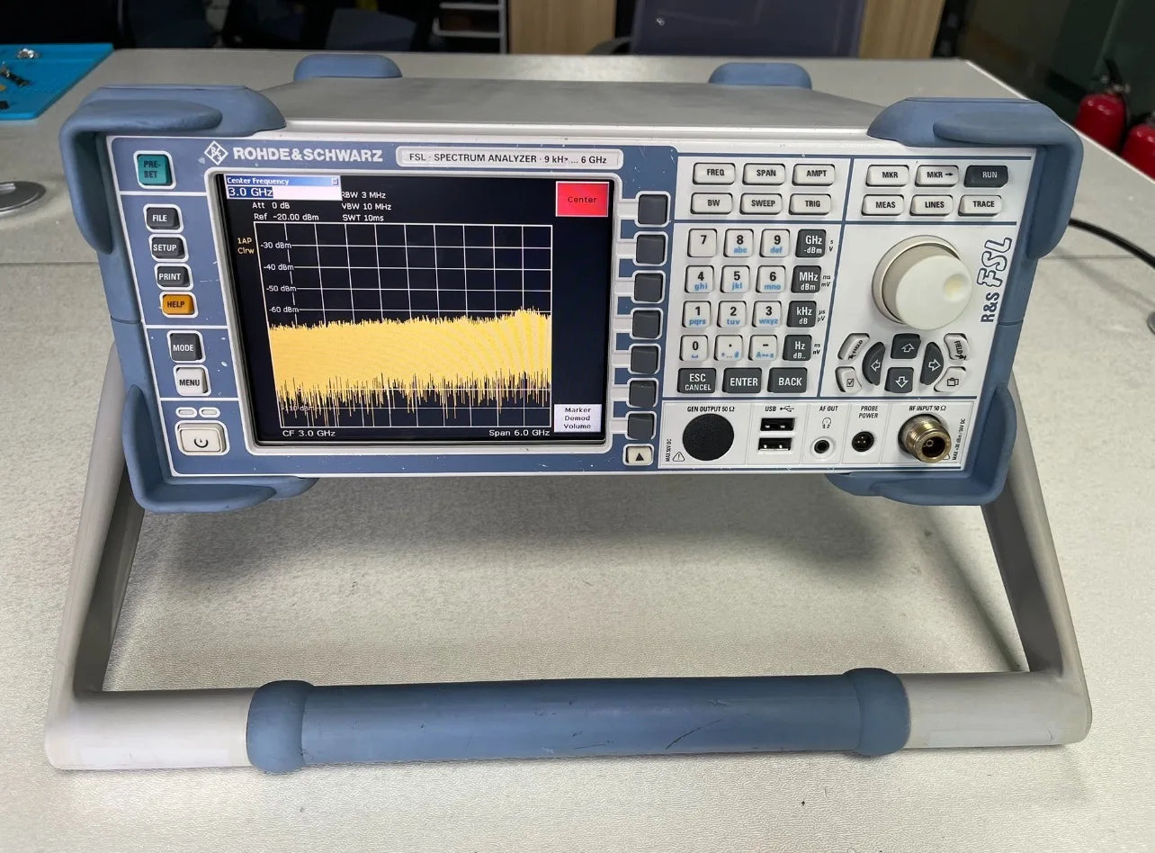 Rohde & Schwarz R&S FSL6 Spectrum Analyzer, 9 kHz to 6 GHz With Tracking Generator