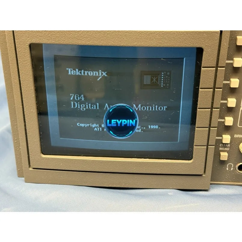 TEKTRONIX 746 Digital Audio Monitor With WFH 601M Serial Component Monitor    ytdi