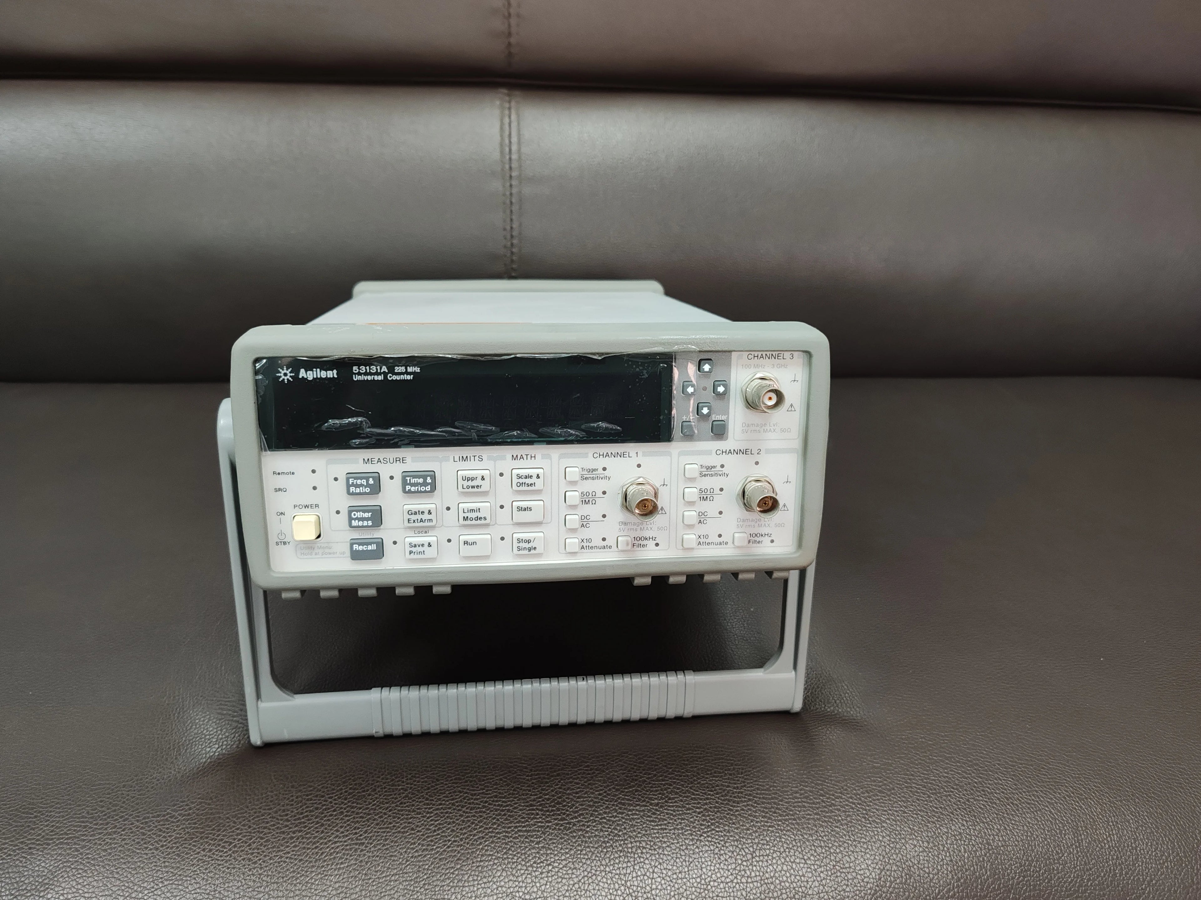 Keysight (Agilent) 53131A 225 MHz Universal Frequency Counter/Timer