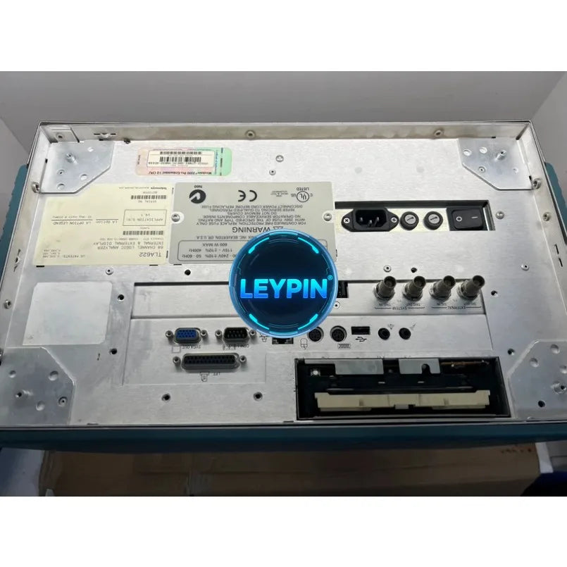 TEKTRONIX TLA 622 TLA622 LOGIC ANALYZER 68 CHANNELS W/ MAGNIVU ACQUISITION READ    ytdi