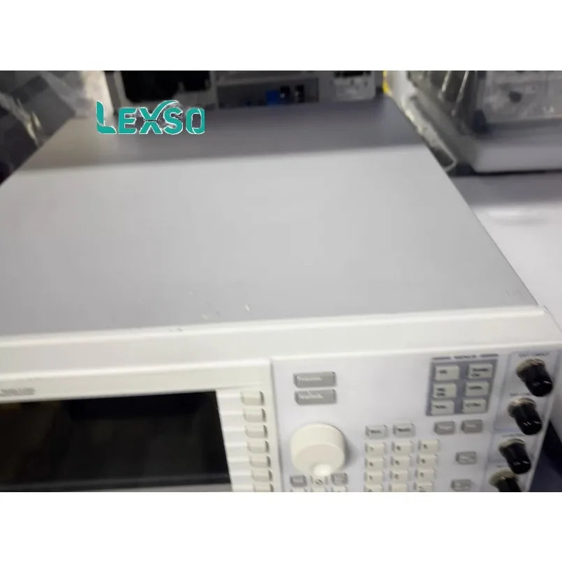Keysight  PSG RF Lab High 100 kHz to 9 GHz Analog Signal Generator E8663D    lexso