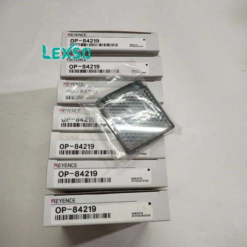 KEYENCE New OP-84219 Self-contained Photoelectric Sensor Reflector R-2L OP-84219 in Stock lexso   ytdi
