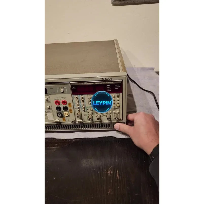 Tektronix TM5006 Mainframe + FG5010 Function Generator + DM5120 DMM + SC501    ytdi