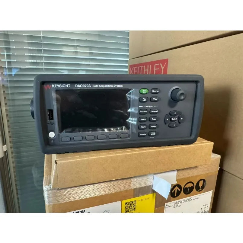 Keysight DAQ970SB 3-slot Data Acquisition Mainframe with 2 20-channel Switch Modules and 1 20-channel Multiplexer Module ytdi