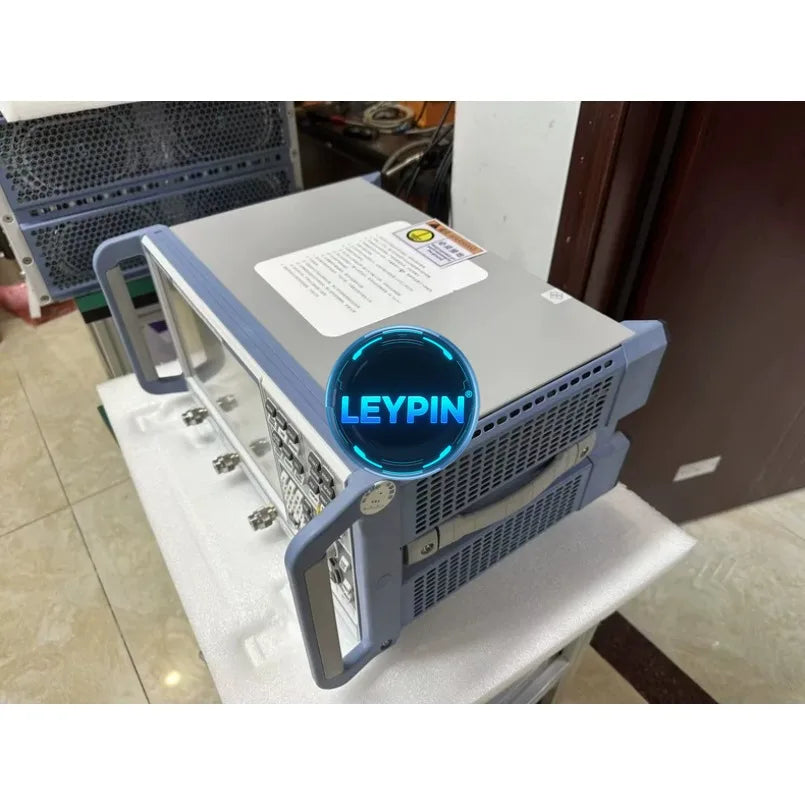 High Dynamic Range Vector Network Analyzer Rohde & Schwarz R&S ZNB20 VNA 20 GHz    lexso