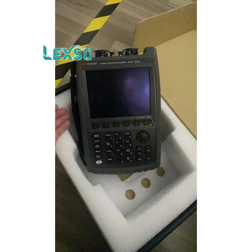 1pc Used Keysight /Agilent N9918B FieldFox Handheld Microwave Analyzer, 26.5 GHz  lexso