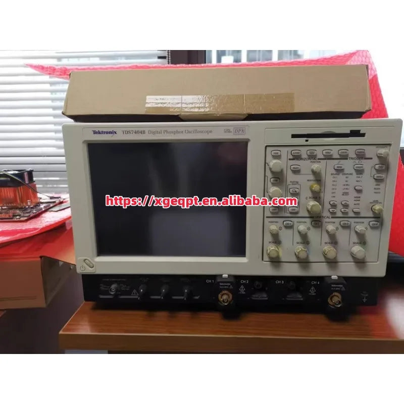 Used Tektronix TDS7404B Oscilloscope 4GHz 4CH   ytdi