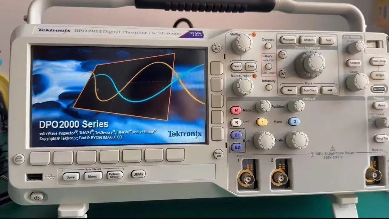 Tektronix MSO/DPO2000 Mixed Signal/Digital Fluorescence Oscilloscope