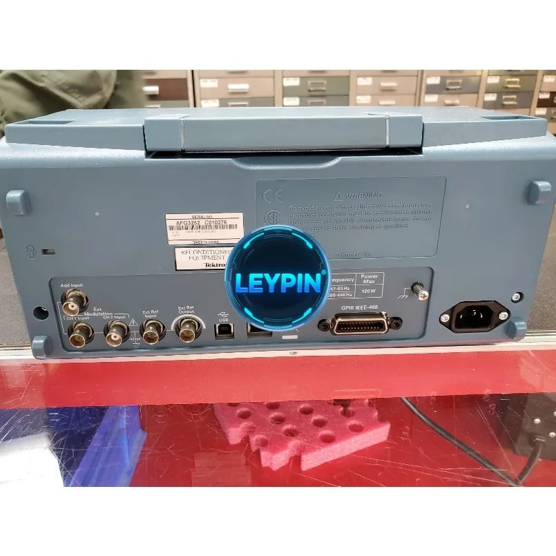 Tektronix AFG3252 Arbitrary Function Generator 2 GS/s 240 MHz -Tested Working    ytdi