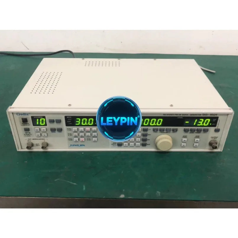 CREDX/ JUNG JIN SG-1501 STEREO/FM-AM Signal Generator  lexso