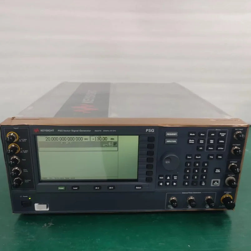 Keysight E8267D PSG Vector Signal Generator 100 kHz to 44 GHz       lexso
