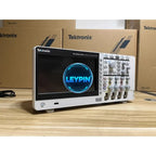 Tektronix TBS2204B 200 MHz 4-Ch 2 GSs Digital Oscilloscope TBS 2204B    ytdi