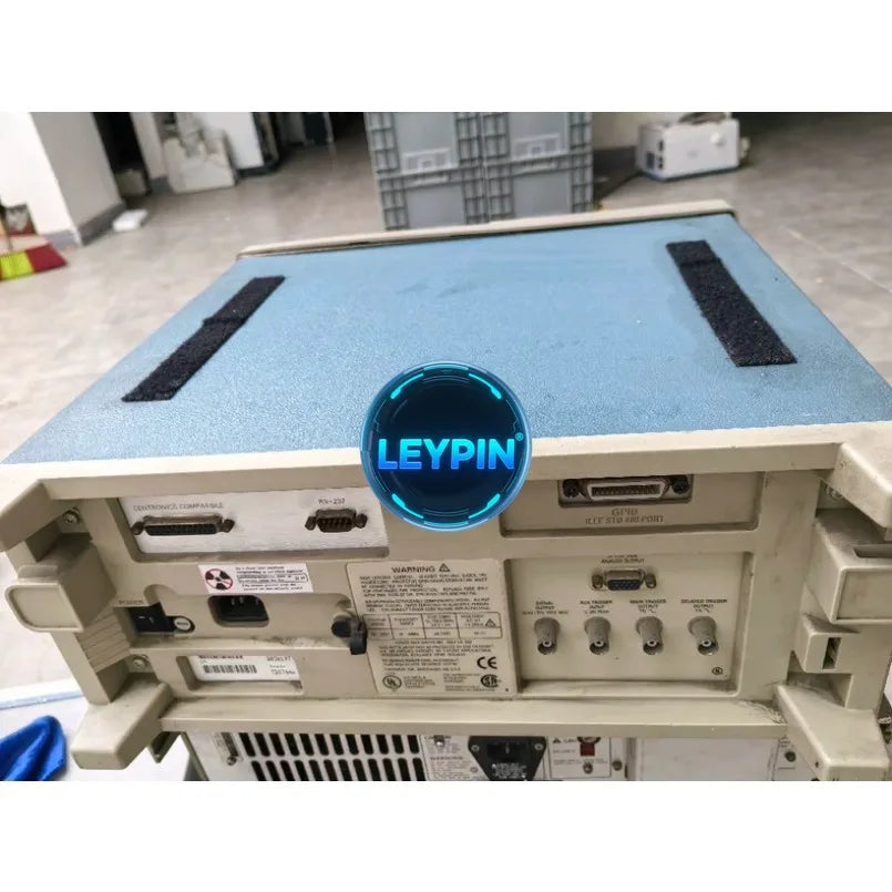 Tektronix oscilloscope TDS744A 500MHz 2GS/s in perfect working condition.    ytdi