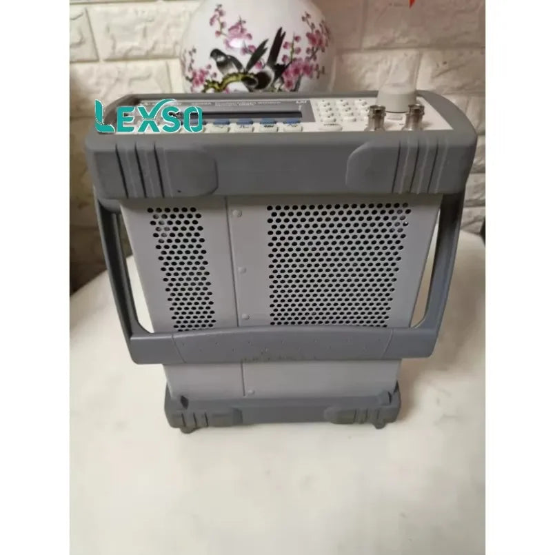 used 1PC HP KEYSIGHT Agilent 33220A 20 MHz Function/Arbitrary Waveform Generator   lexso