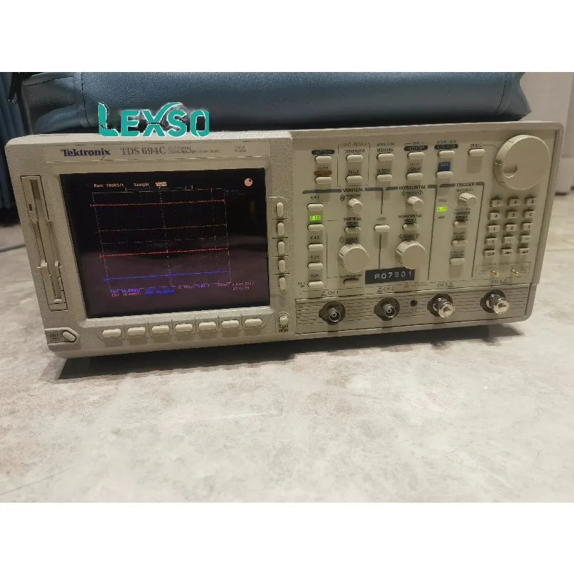 Tektronix TDS694C Oscilloscope Four Channel Digital Real-Time Oscilloscope Used   lexso