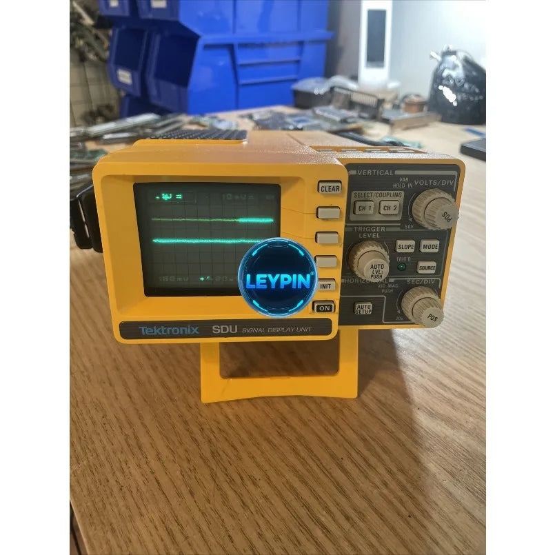 Tektronix SDU Oscilloscope    ytdi