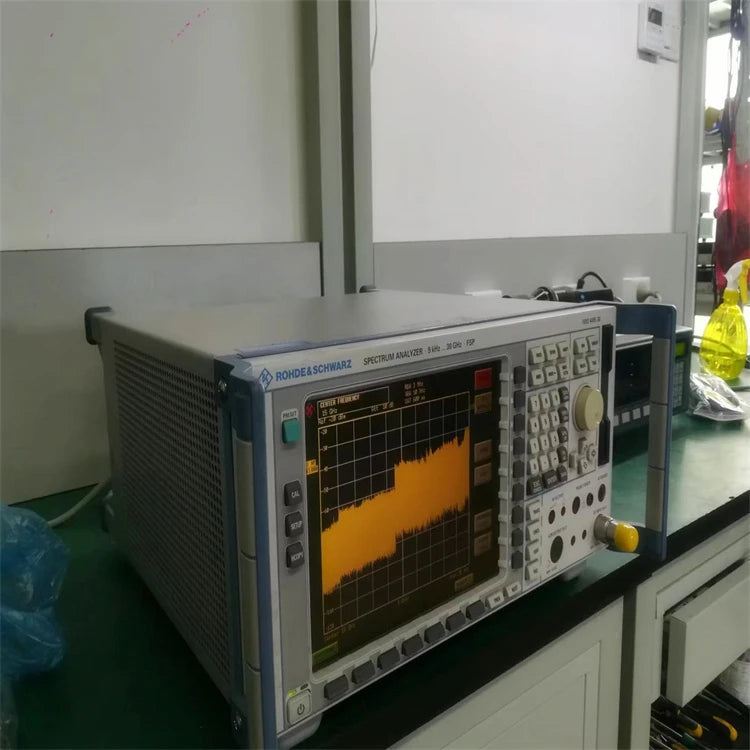 Used FSP13 Rohde & Schwarz spectrum analyzer 13.6 GHz