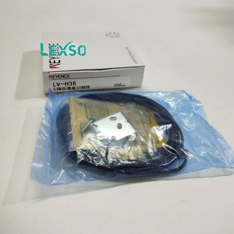 New in Box KEYENCE LV-H35 LVH35 Analog Laser Sensor lexso