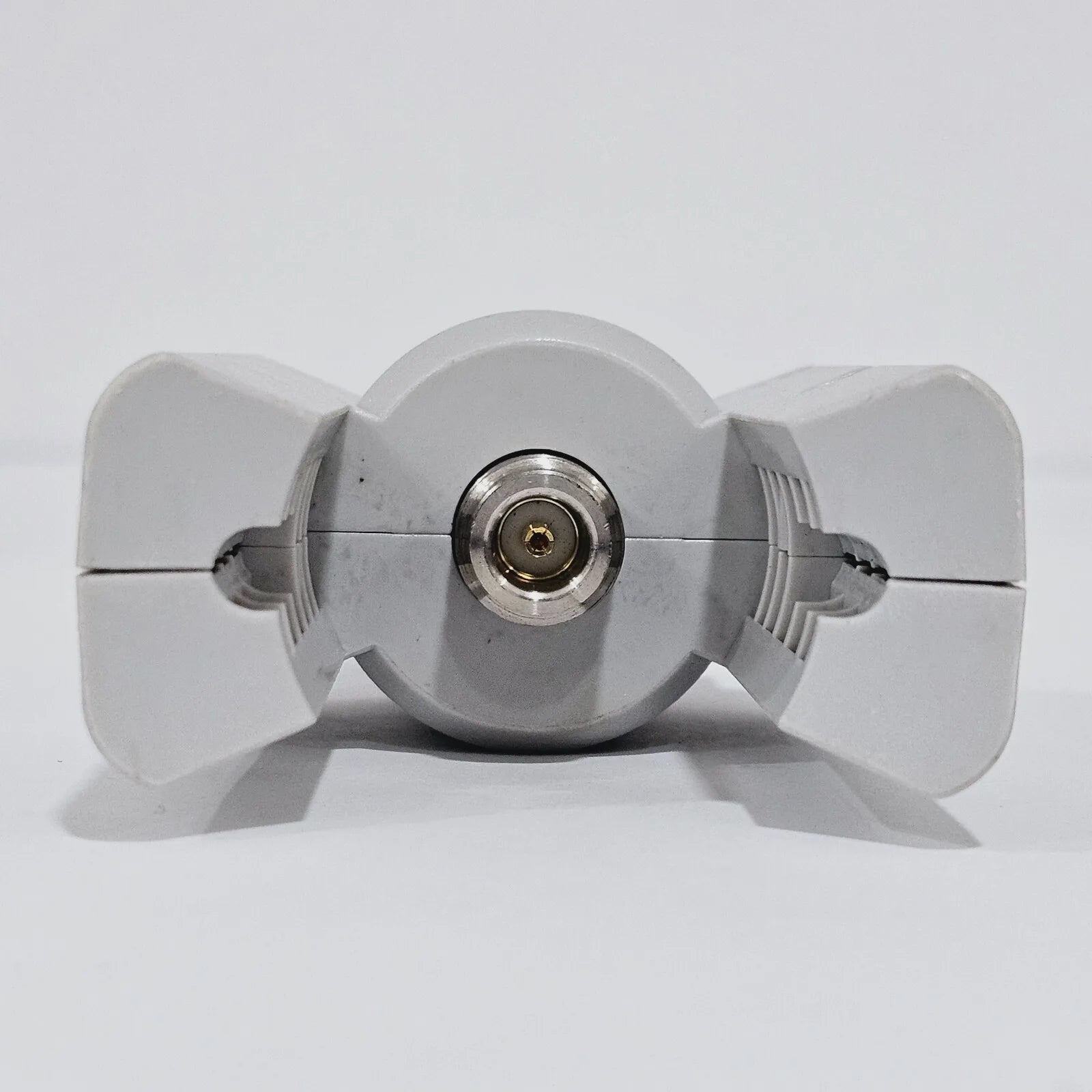 Anritsu 2000-1743-R InterferenceHunter 2500 MHz - 2570 MHz Bandpass Filter     ytdi