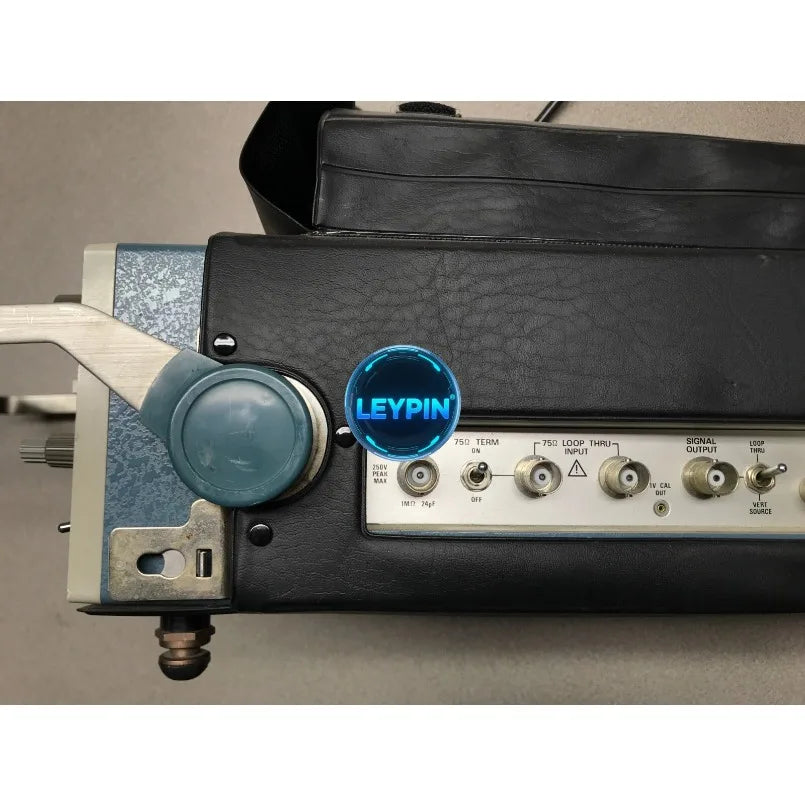 Tektronix 380 NTSC Test Monitor w/ Adapter    ytdi