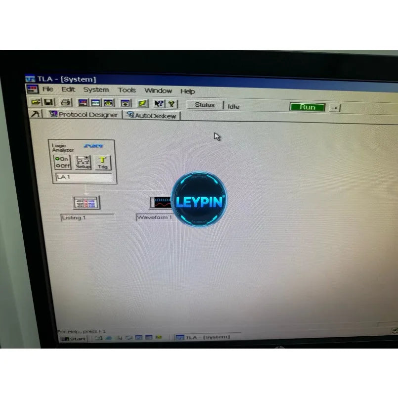Tektronix TLA5203 102 Channel Logic Analyzer    ytdi