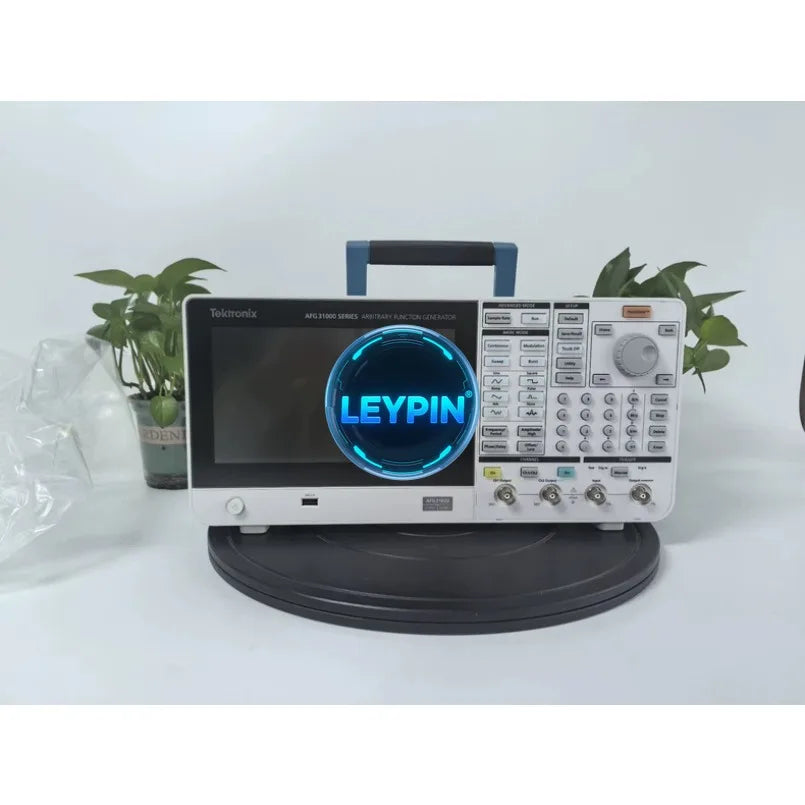 1pcs Tektronix AFG31022 Function Signal Generator    ytdi