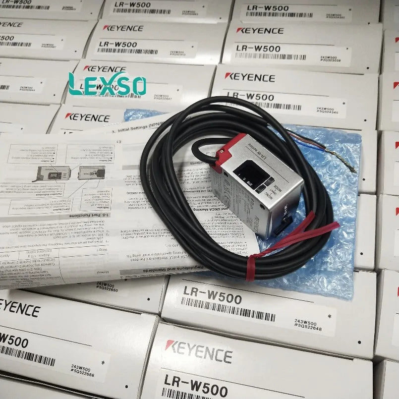 New KEYENCE LR-W500 White Light Dot Photoelectric Sensor Zinc Casting Cable Type 1 Year Warranty Original Genuine    lexso