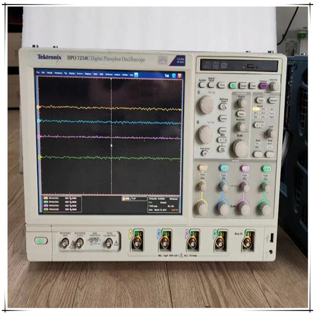Used Tektronix TDS7254B Digital Oscilloscope 2.5GHz