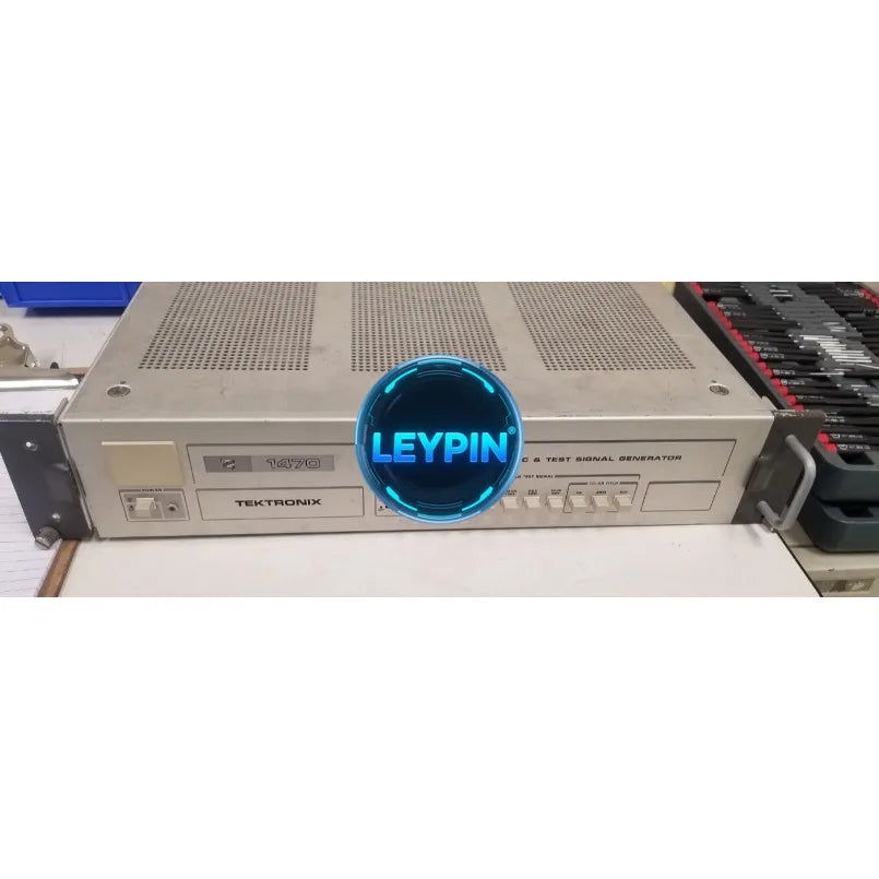 Tektronix 1470 NTSC CCTV Color Sync & Test Signal Generator    ytdi