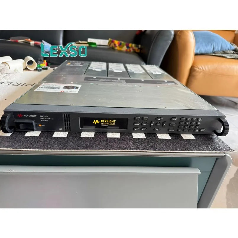 Keysight N6700 Series Modular System Power Supplies:Total Power 400W to 1200W, Accuracy 0.025%+1.8mV, Noise<350uVrms    lexso