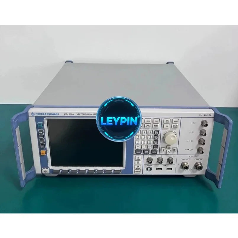 Rohde & Schwarz SMU200A Microwave Signal Generator with Square Waveform 0.1 mV Amplitude Resolution 0.1 Hz   lexso