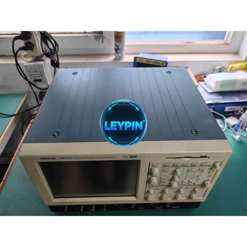 Tektronix TDS7254 Advanced Oscilloscope    ytdi