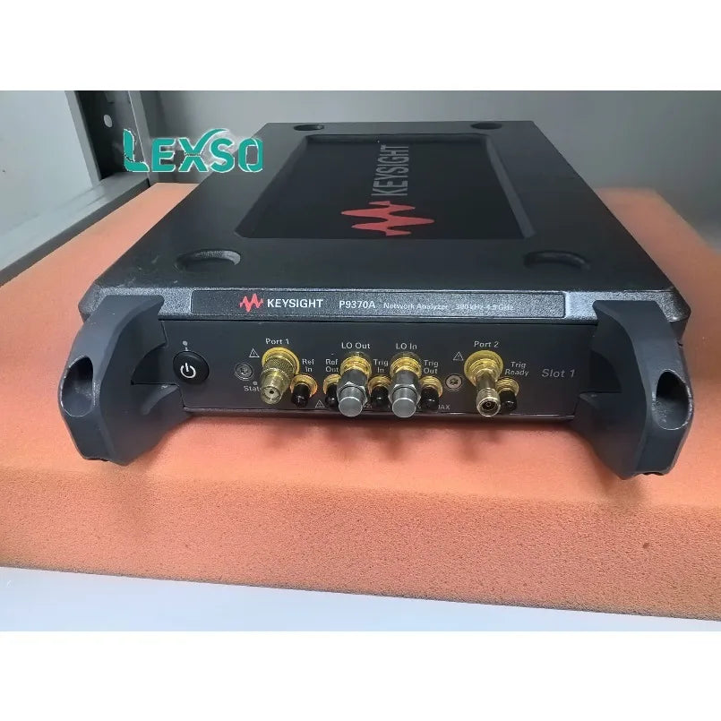 KEYSIGHT USB Vector Network Analyzer P9370A    lexso