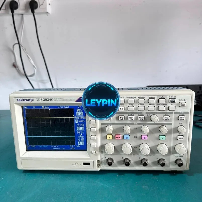 1 Pcs Tektronix TDS2024C 4 Channel 200MHz 2Gs/g Digital Oscilloscope In good second-hand condition