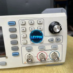 UNI-T UTG2025A 25MHz USB Dual Channels Signal Function Arbitrary Waveform Generator     lexso