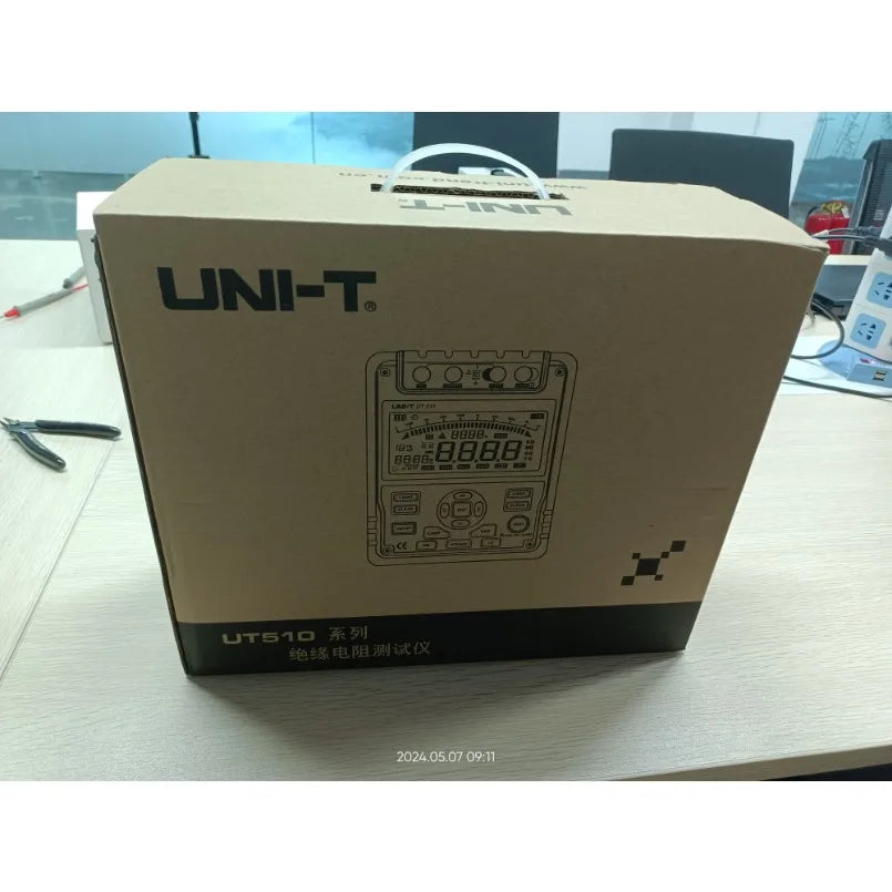 UNI-T UT511 Insulation Resistance Tester High Precision Electrician Shaking Table lexso