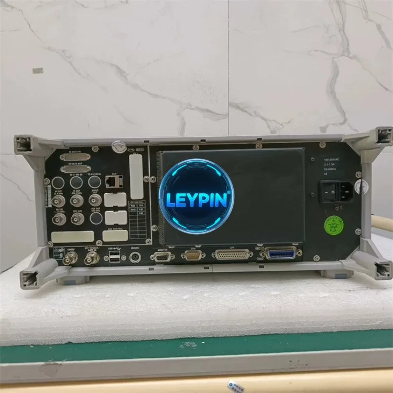 26.5 GHz Wide Dynamic Range RF Spectrum Signal Analyzer Rohde & Schwarz R&S FSQ26    lexso