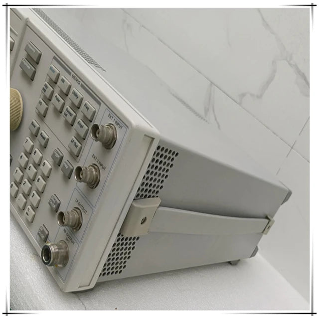 Second-hand Agilent E4431B Signal Source 2G Signal Generator 250k-2G Made in America