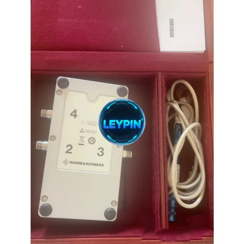 Rohde & Schwarz R&S ZV-Z53 : 300 kHz - 18 GHz Calibration Unit Used      lexso