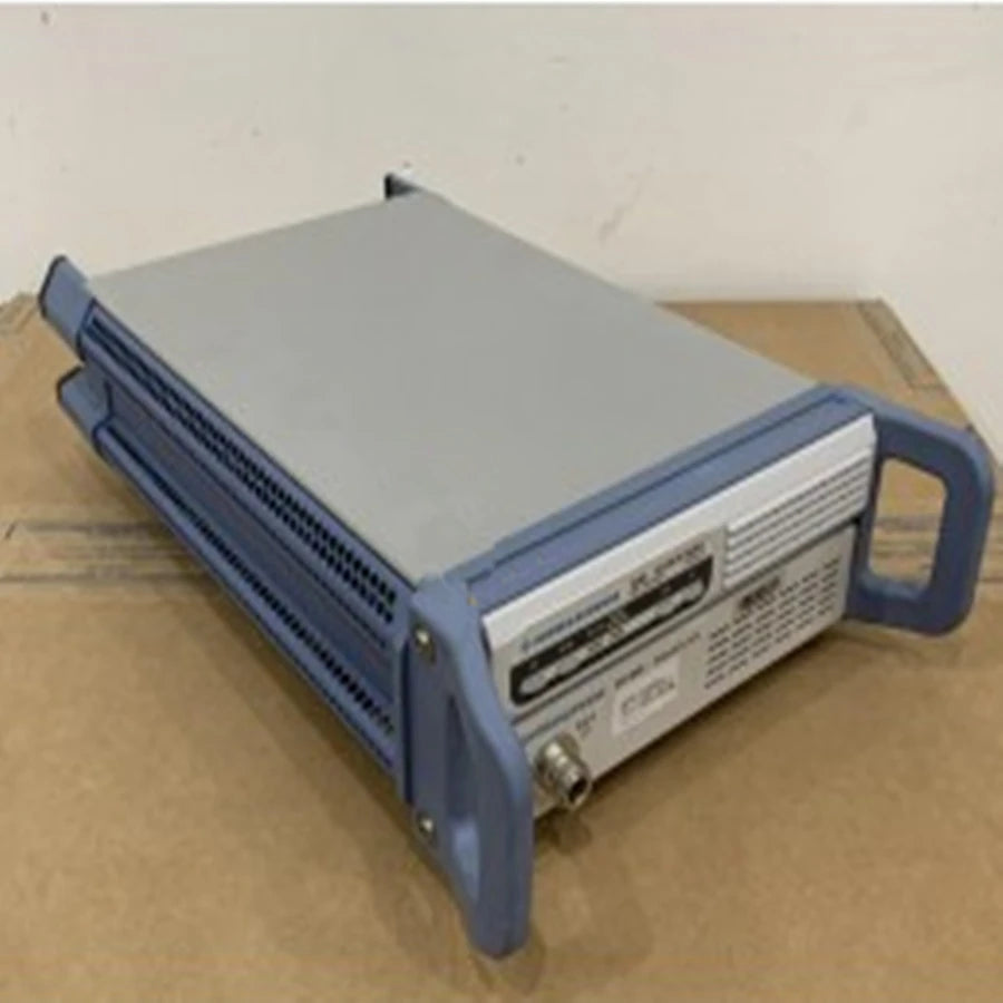 Used Rohde & Schwarz SGT100A RF generator 80 MHz-6 GHz