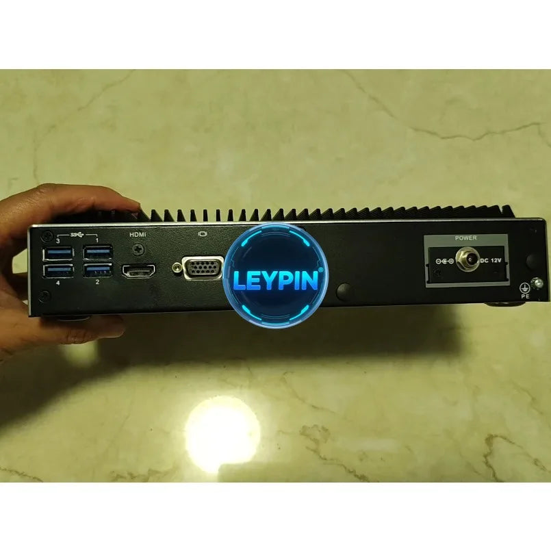 Advantech ARK-2250L Fanless Industrial Box PC 6/7th Core I3/i5/i7 Dual LAN 4*RS232/422/485 Fanless Industrial Computer    ytdi