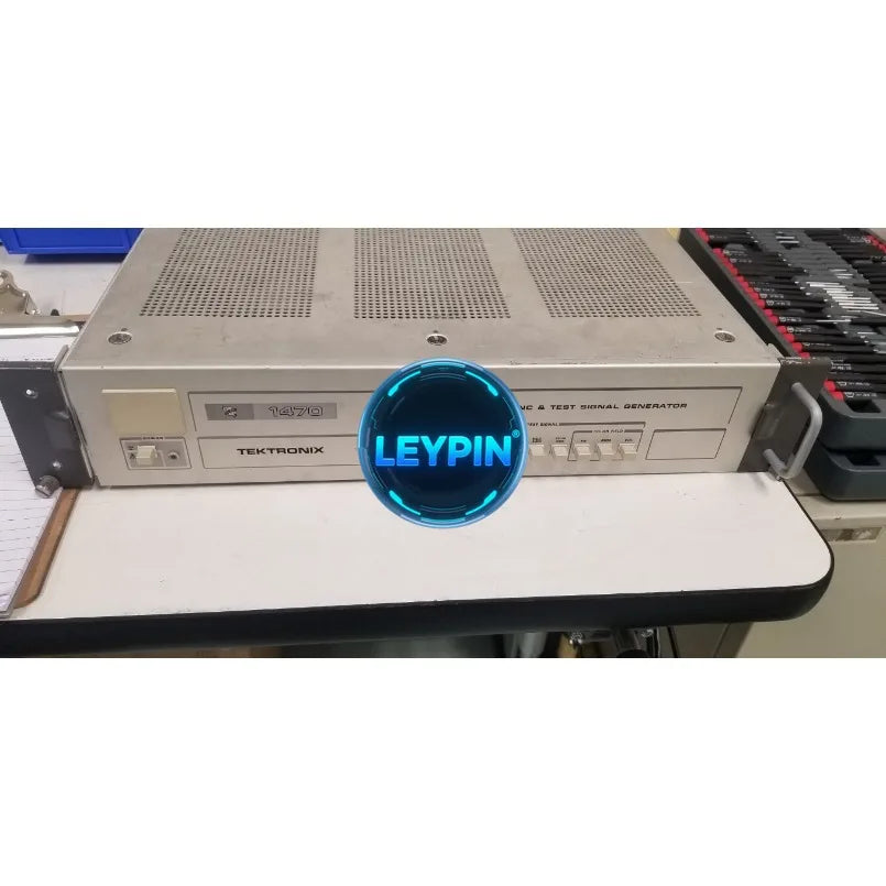 Tektronix 1470 NTSC CCTV Color Sync & Test Signal Generator    ytdi