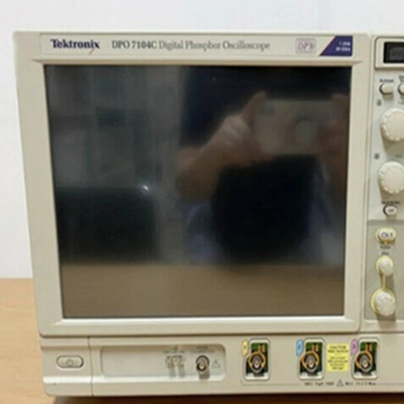 Used Tektronix DPO7104C Digital Fluorescence Oscilloscope