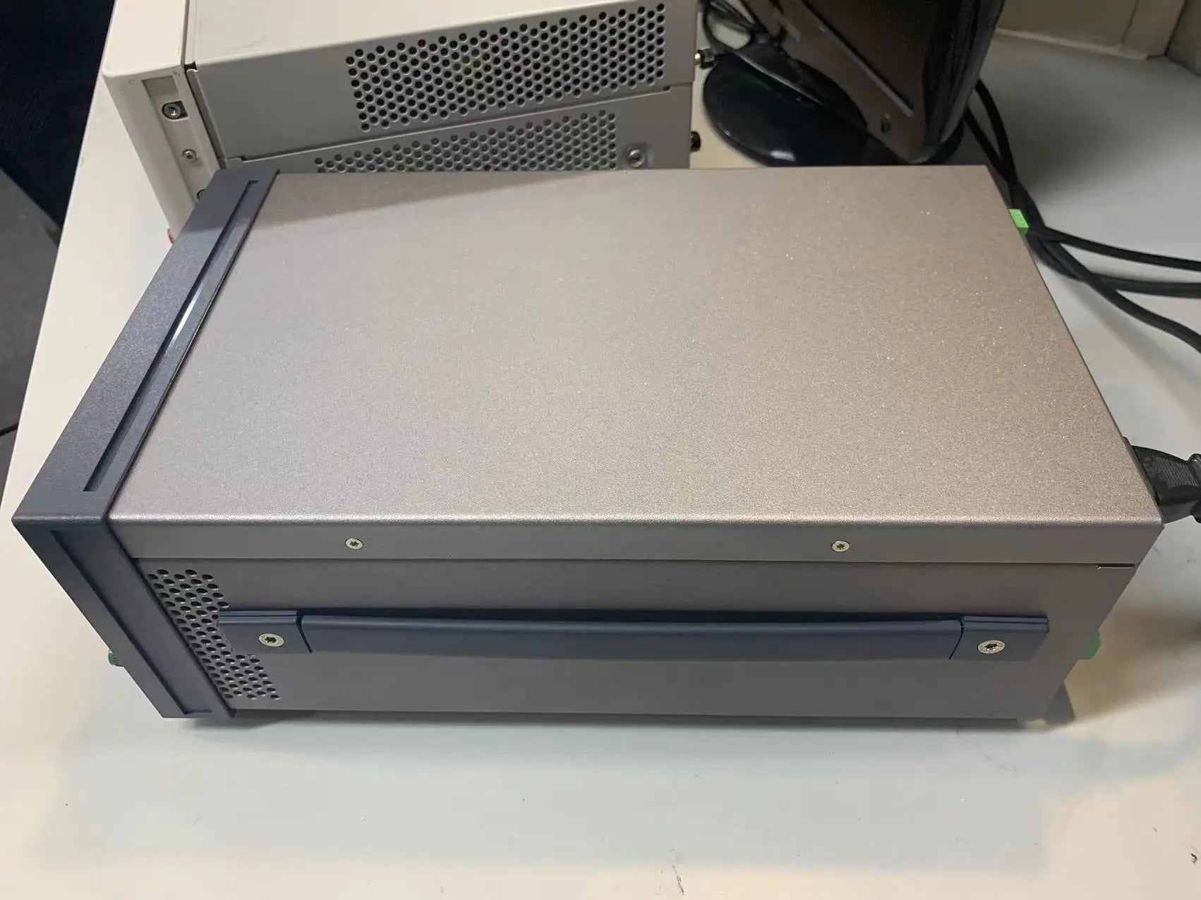 Keysight E36234A 400W Auto Range Dual Output 60V 10A Power Supply   ytdi
