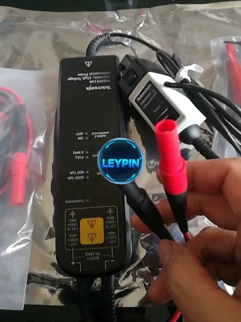 Tektronix THDP0100 6000V 100MHz High Voltage Differential Probe