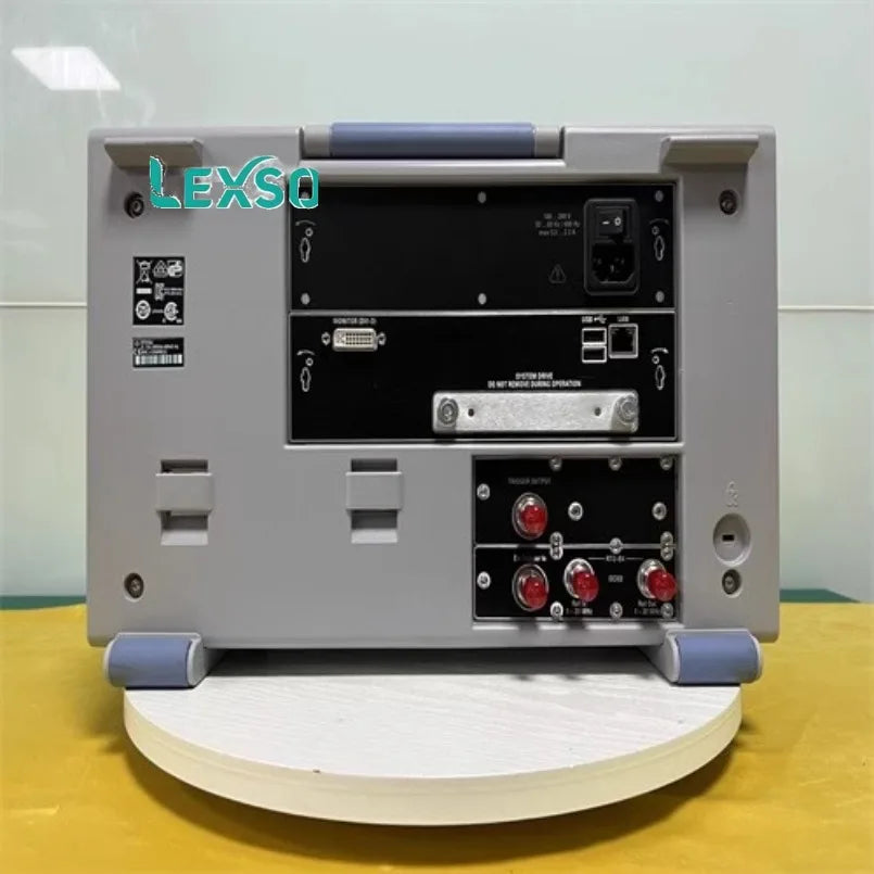 Rohde Schwarz RTO1044 4GHz Digital Oscilloscope with 4 Channels     lexso